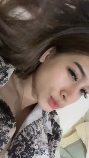 Full leaked Ayu ulatbulu page private onlyfans photo