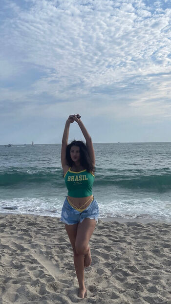 Full leaked Ayushaaaa private photo
