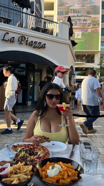 Full leaked Ayushaaaa private photo