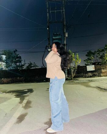 Full leaked Ayushi bhardwaj page private photo