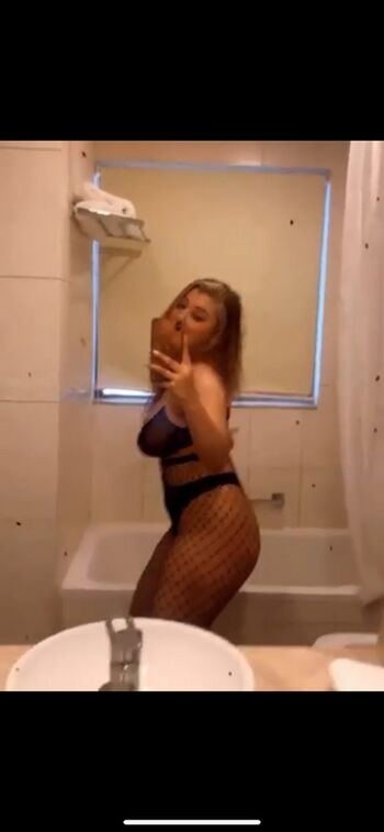 Full leaked Ayushma rani private photo