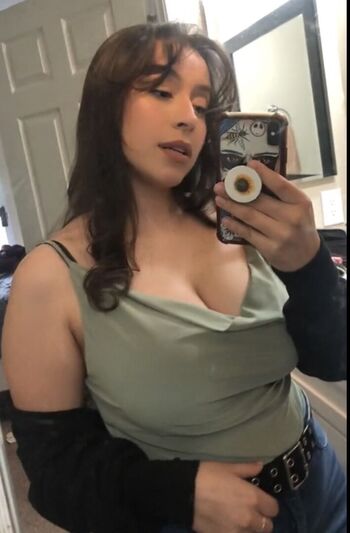 Full leaked Ayymay private onlyfans photo