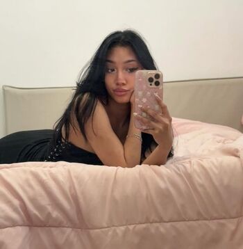 Full leaked Aziakiara private onlyfans photo