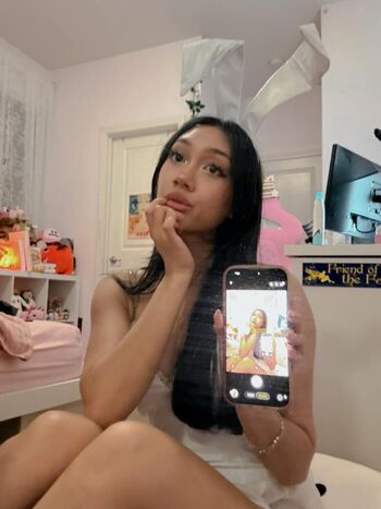 Full leaked Aziakiara private onlyfans photo