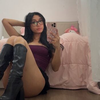 Full leaked Aziakiara private onlyfans photo