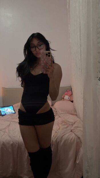 Full leaked Aziakiara private onlyfans photo