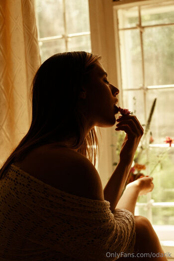 Full leaked Azuki sun private onlyfans photo