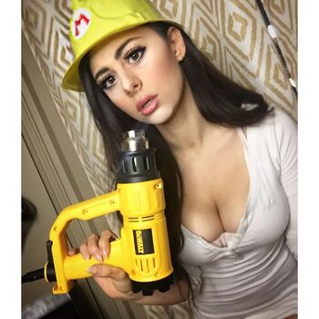 Full leaked Azzyland private photo