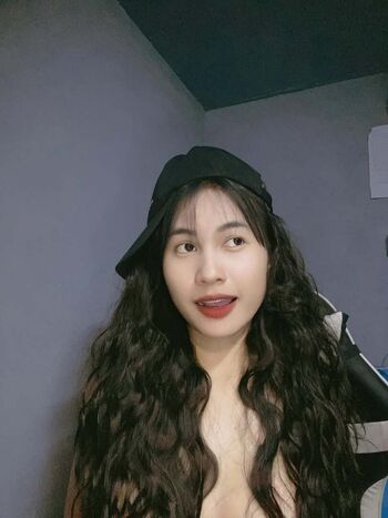 Full leaked B o mme private onlyfans photo