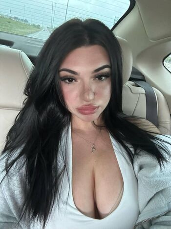 Full leaked Baaileymartinez private photo
