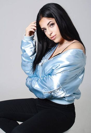 Full leaked Baby ariel private photo