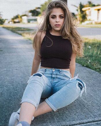 Full leaked Baby ariel private photo