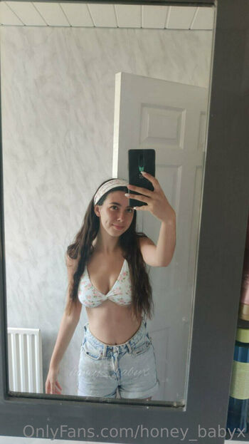 Full leaked Baby ash page private photo