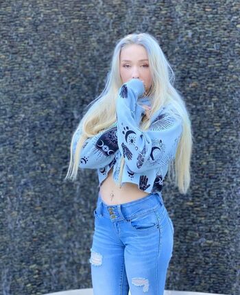 Full leaked Babyblubunny private photo