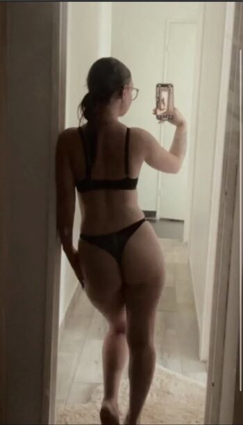 Full leaked Babyclo private photo