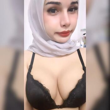 Full leaked Babyfarah private photo