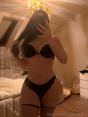 Full leaked Babyleyloo private onlyfans photo