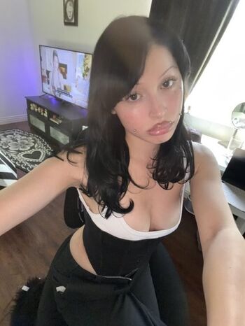 Full leaked Babymnm private photo