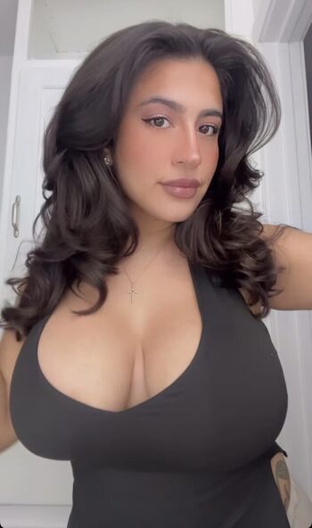 Full leaked Babyraena private photo