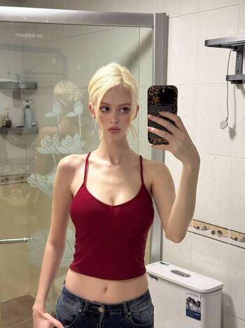 Full leaked Babyvailen private photo