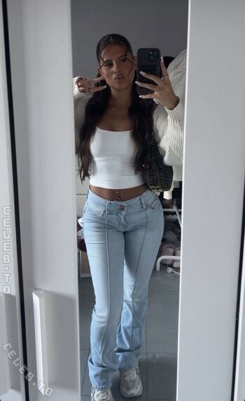 Full leaked Babyyjuli private photo