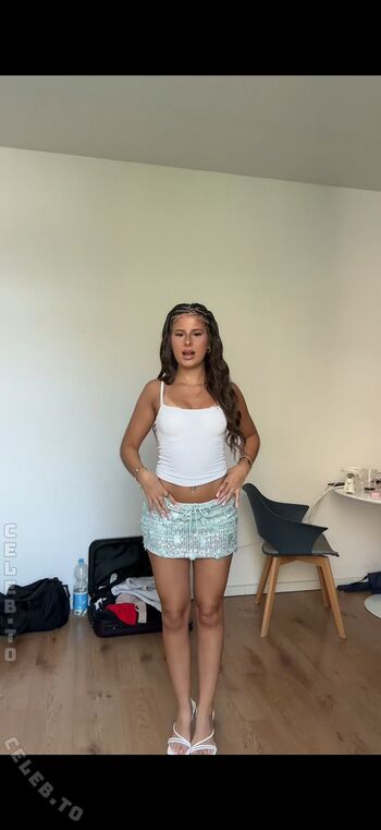Full leaked Babyyjuli private photo