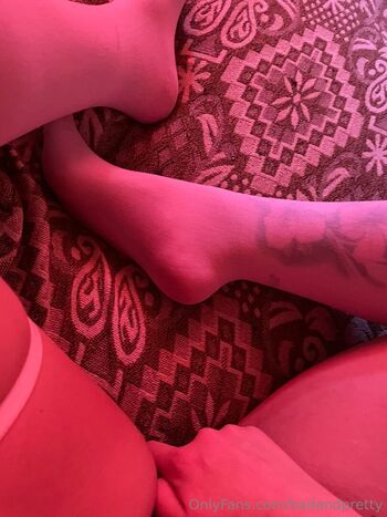 Full leaked Badandpretty private photo