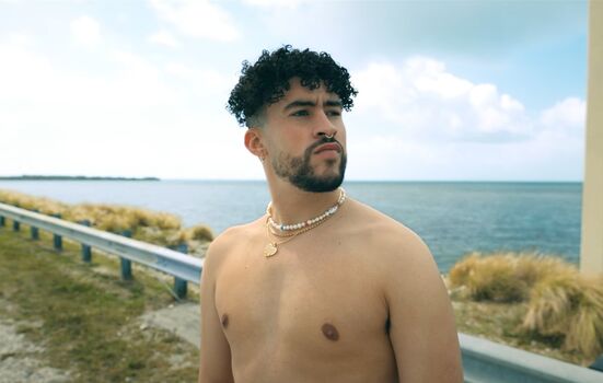 Full leaked Badbunny private photo