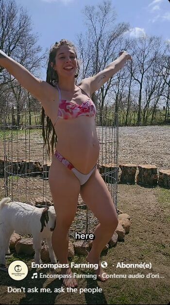 Full leaked Badchickengirl private photo