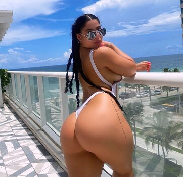 Full leaked Badlilshego private photo