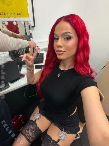 Full leaked Badmomzjay private photo