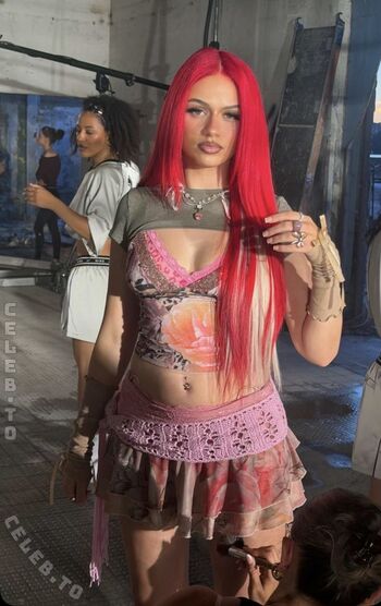Full leaked Badmomzjay private photo
