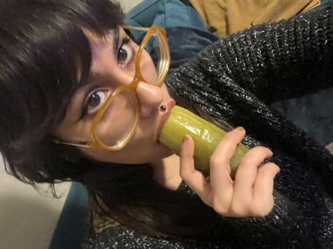 Full leaked Badnosebleed private photo