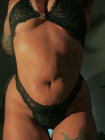 Full leaked Badnosebleed private photo