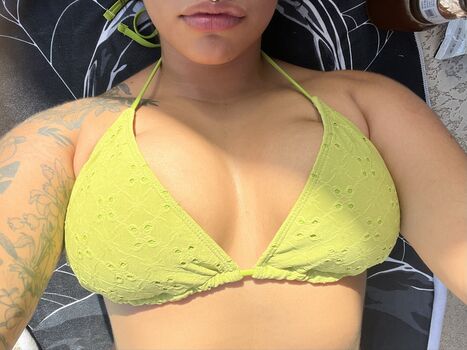 Full leaked Badnosebleed private photo
