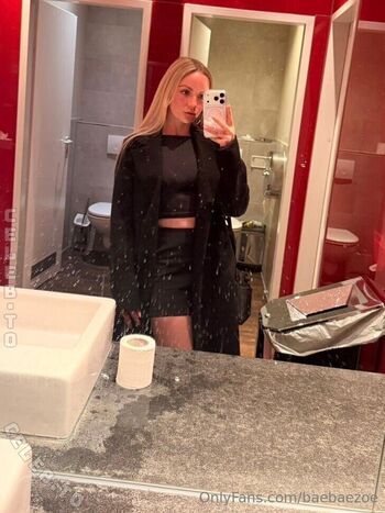 Full leaked Baebaezoe private onlyfans photo