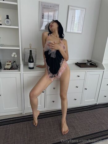 Full leaked Baesylvie private photo