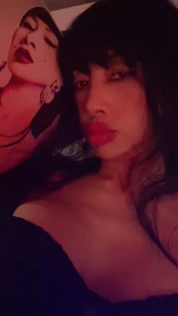 Full leaked Bai ling  page private onlyfans photo