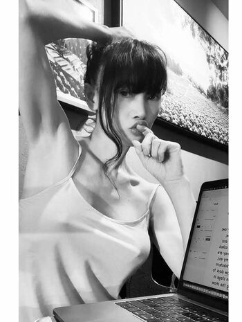 Full leaked Bai ling private onlyfans photo