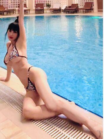 Bai Ling