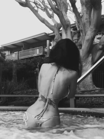 Full leaked Bai ling page private photo