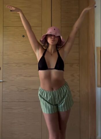 Full leaked Bailee madison private photo