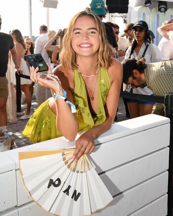 Full leaked Bailee madison private photo