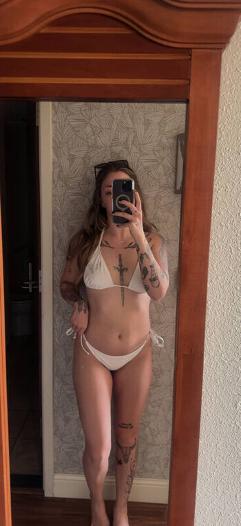Full leaked Baileygoat page private photo