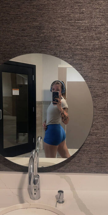 Full leaked Baileygoat private photo