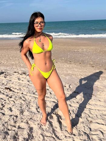 Full leaked Banhmibaddie private photo
