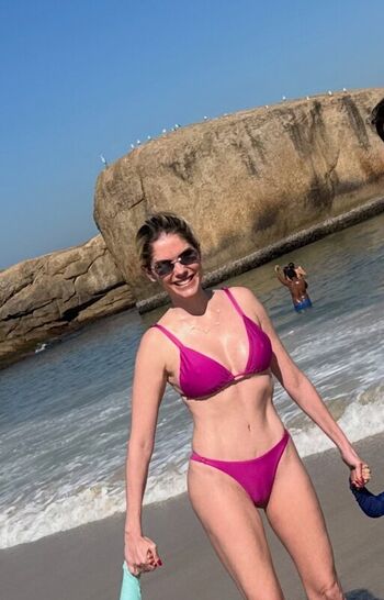 Full leaked Barbara evans private photo