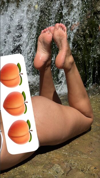 Full leaked Barbiefeetsoles private onlyfans photo