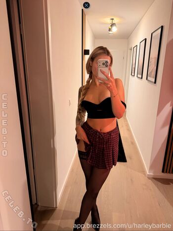 Full leaked Barbiegirl private onlyfans photo