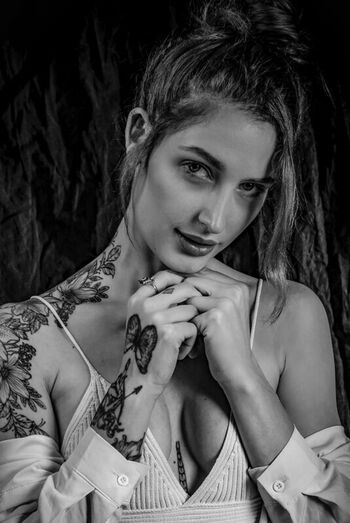 Full leaked Barbora aria private photo